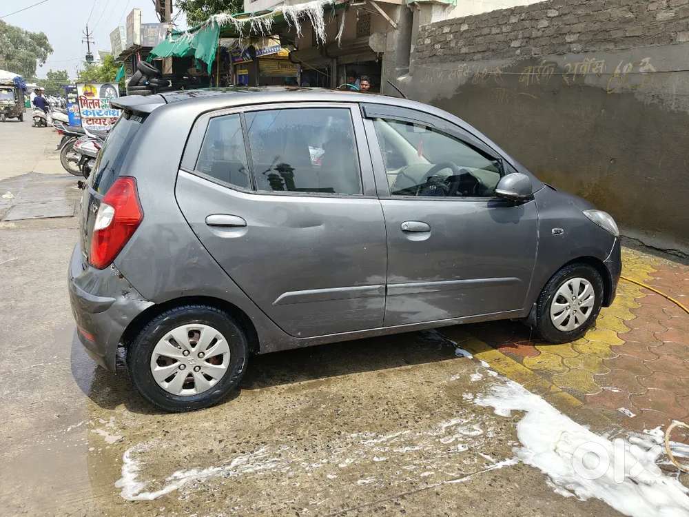 Hyundai I10 Sportz 2011