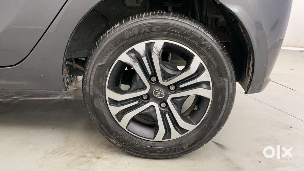Tata Tiago 1.2 Revotron Xt Option, 2022, Petrol