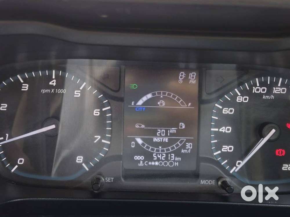 Tata Altroz 1.5 Xt Luxe Diesel, 2023, Diesel