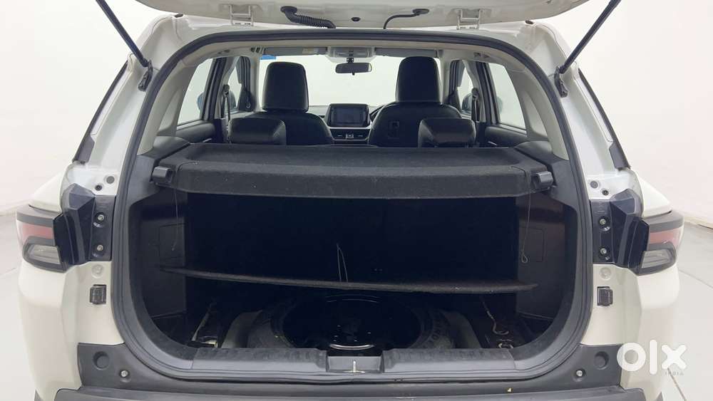 Maruti Suzuki Vitara Brezza 1.5 Lxi, 2023, Petrol