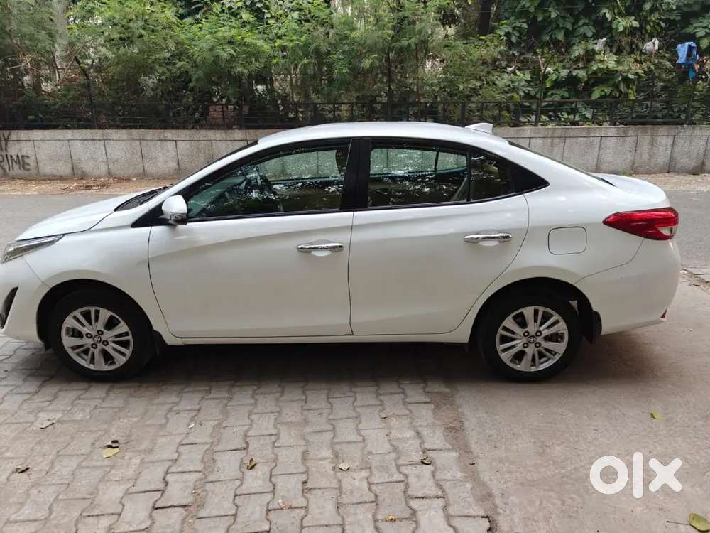 Toyota Yaris 2019 Automatic Top Model Vx Cvt With Paddle Shifters