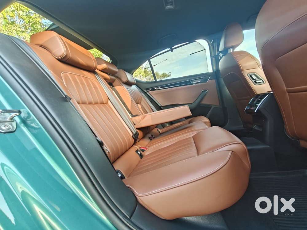 Skoda Superb, 2024, Petrol