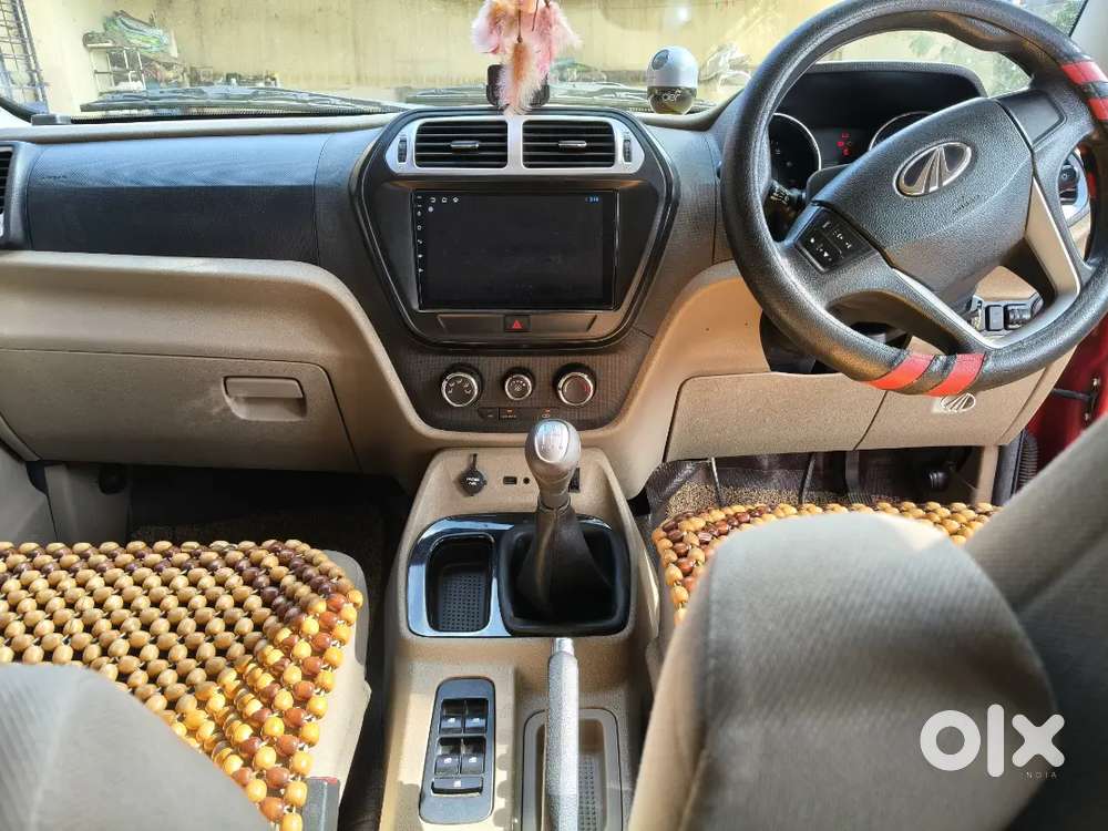 Mahindra Tuv 300 2017