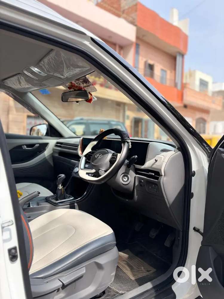 Hyundai Creta 2025 Cng + Petrol 10000 Km Driven