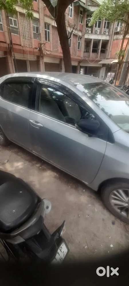 Toyota Corolla Altis