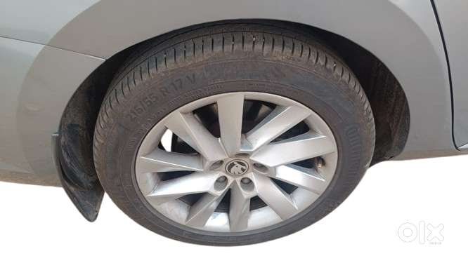 Skoda Superb Lk 1.8 Tsi At, 2019, Petrol