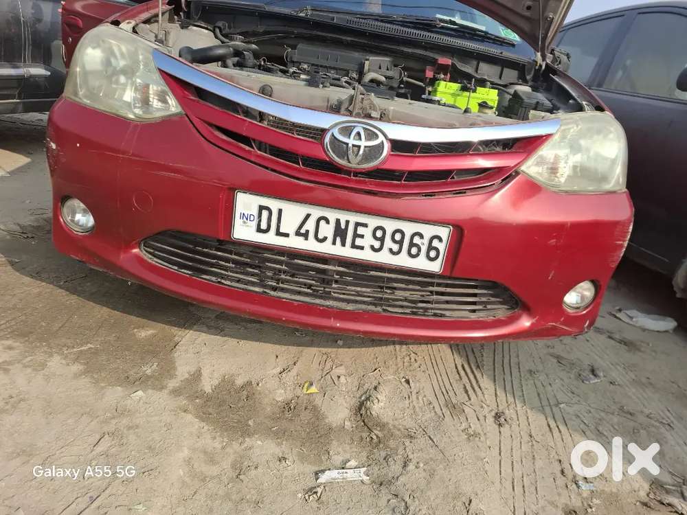Toyota Etios Liva 2011 Petrol Dual Tone