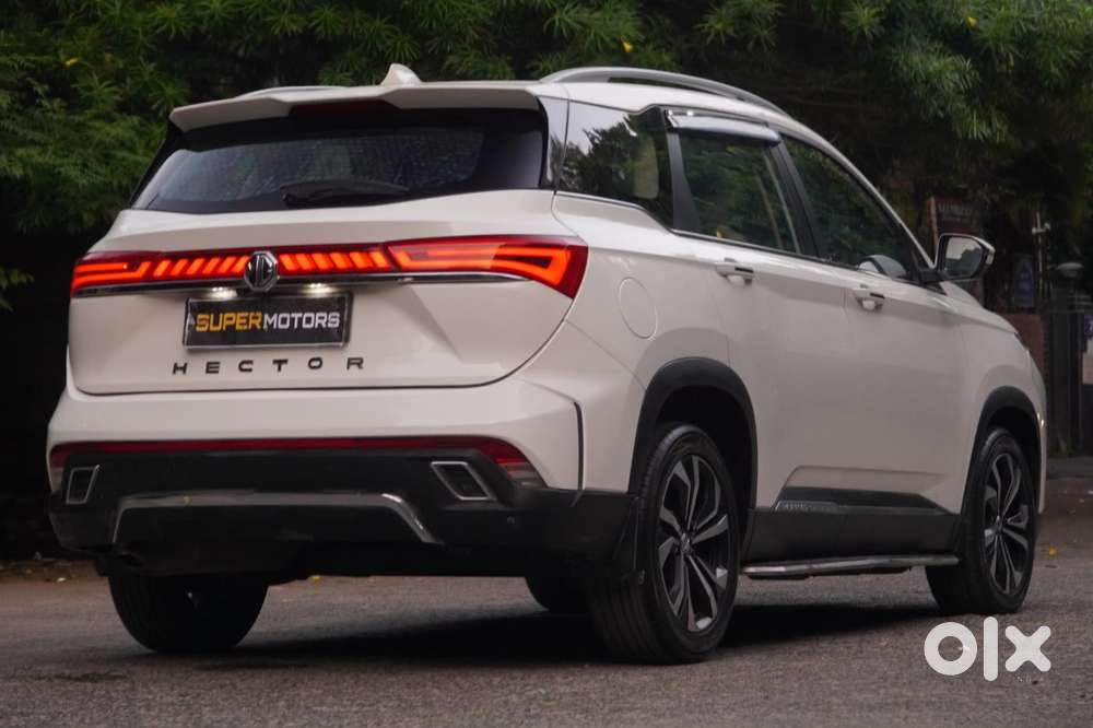 Mg Hector Savvy Pro 1.5 Turbo Cvt Dual Tone, 2023, Petrol
