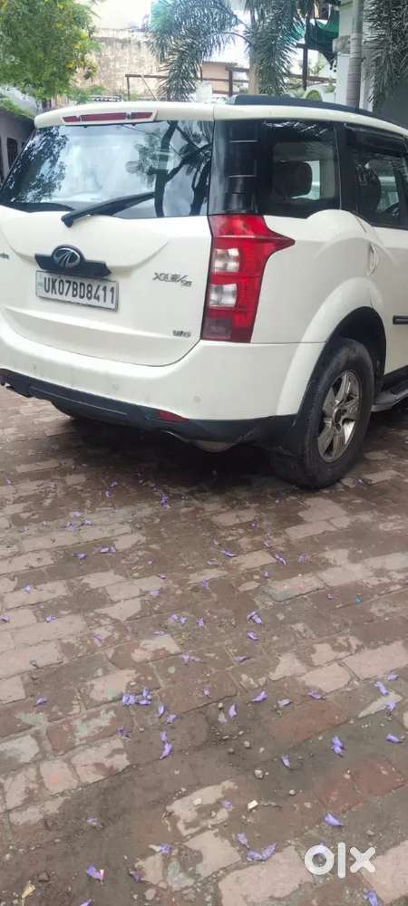 Mahindra Xuv500 2014 Diesel 85000 Km Driven