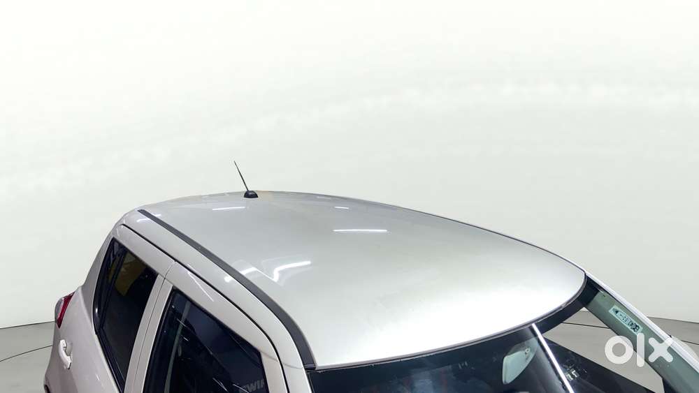 Maruti Suzuki Swift 1.2 Lxi (o), 2017, Petrol