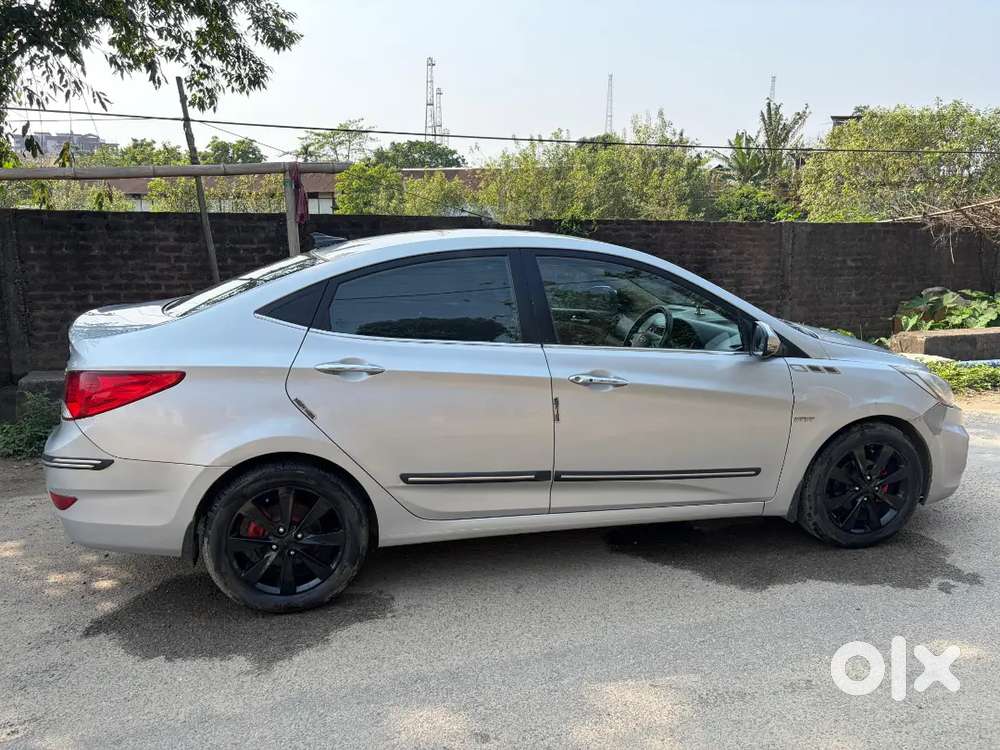 Hyundai Verna 2012 Petrol Well Maintained