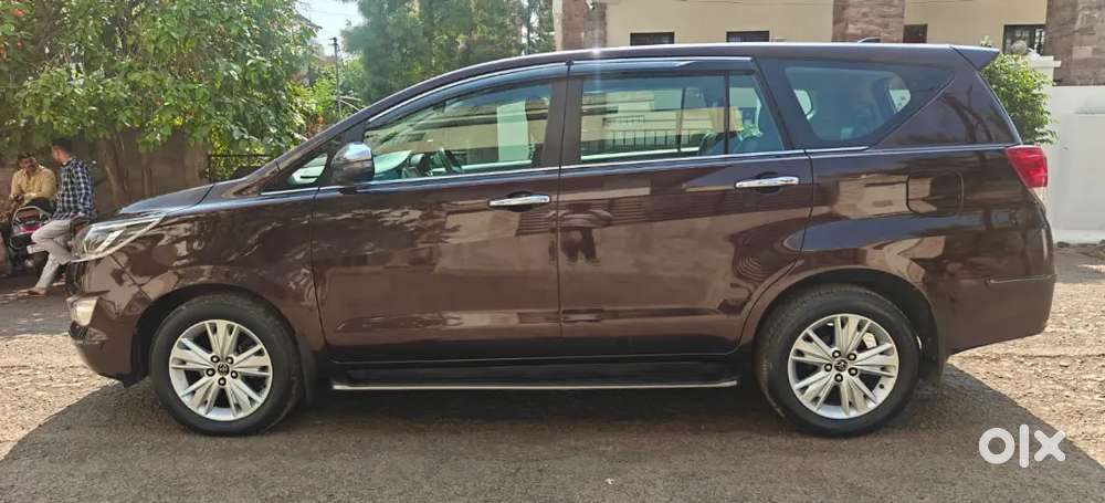 Toyota Innova Crysta 2020 Diesel Well Maintained