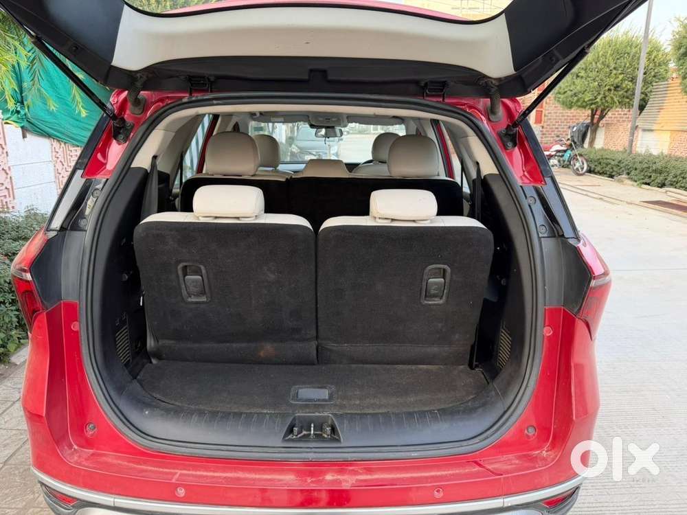 Mahindra Xuv700 2.2 Ax 7 Diesel At Luxury Pack Str, 2022, Diesel