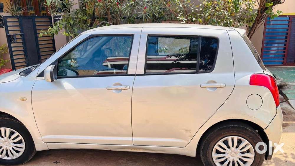 Maruti Suzuki Swift 2011