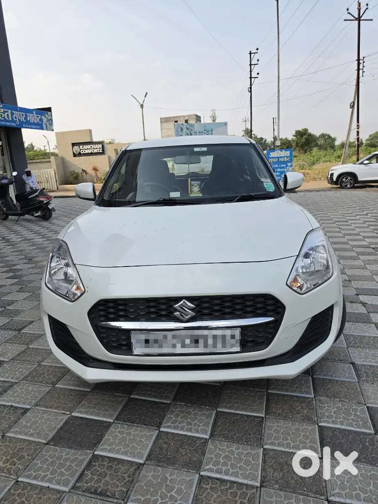 Maruti Suzuki Swift Vxi 2021