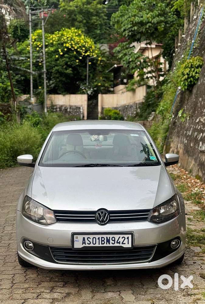 Volkswagen Vento 1.2 Highline Plus At 16 Alloy, 2015, Petrol