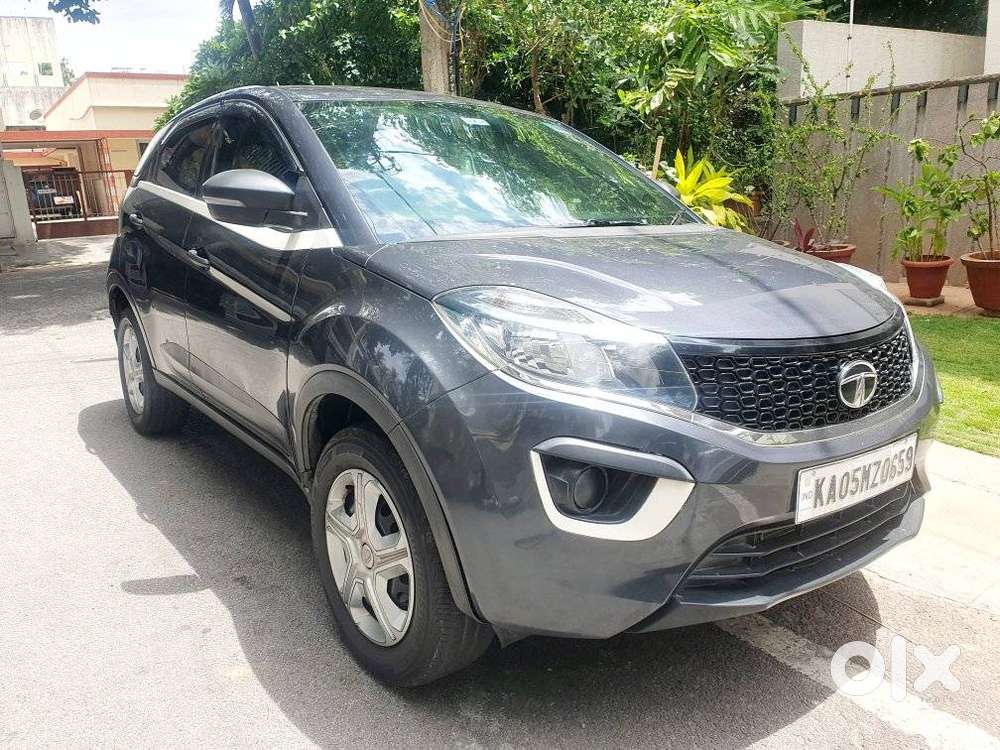 Tata Nexon 1.2 Revotron Xma Amt (s), 2020, Petrol