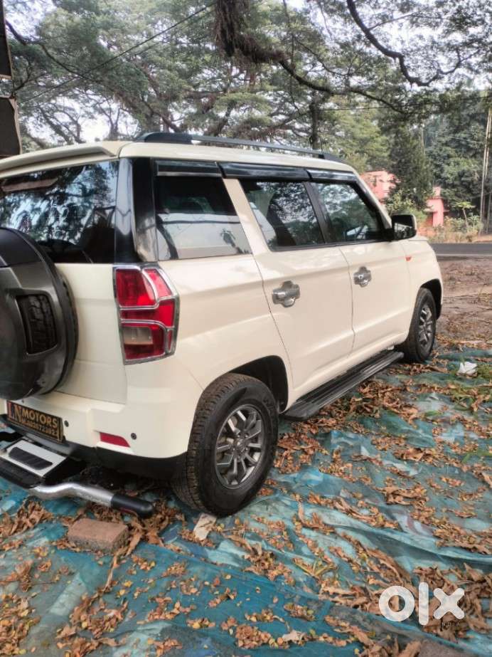 Mahindra Tuv 300 T10, 2018, Diesel