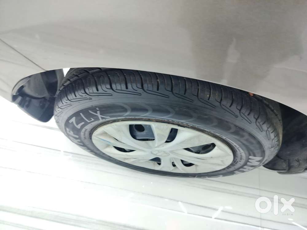 Maruti Suzuki Swift Vxi + Manual, 2018, Petrol