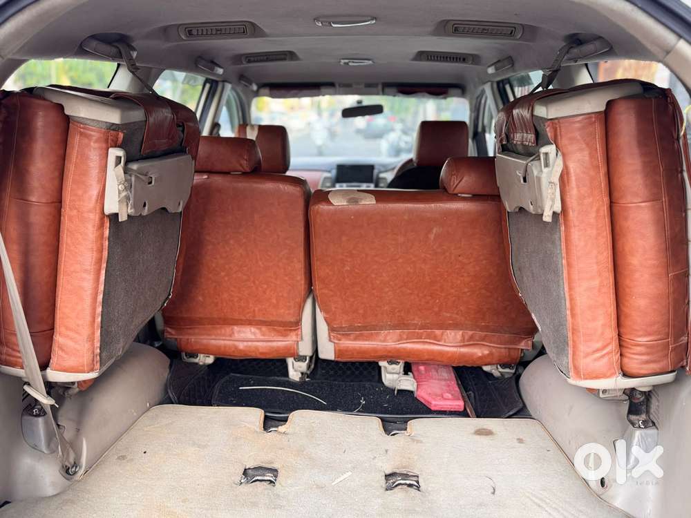Toyota Innova 2.5 G (diesel) 8 Seater, 2012, Diesel