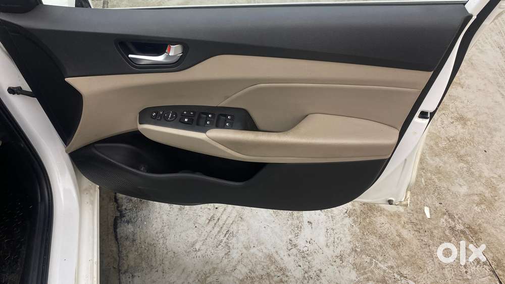 Hyundai Verna 1.6 Sx (o) Vtvt At, 2019, Petrol