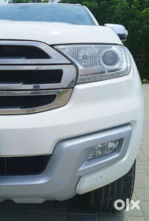 Ford Endeavour 3.2 Titanium 4x4 At, 2018, Diesel