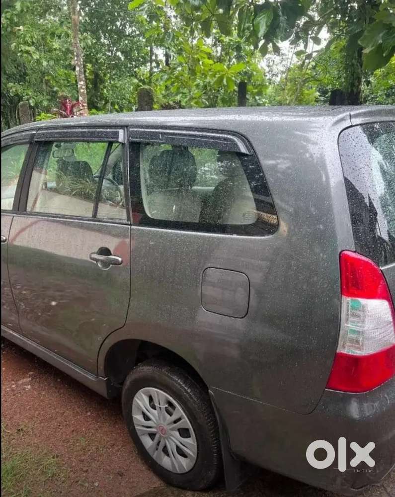 Toyota Innova 2012 Diesel 98k Kilometers