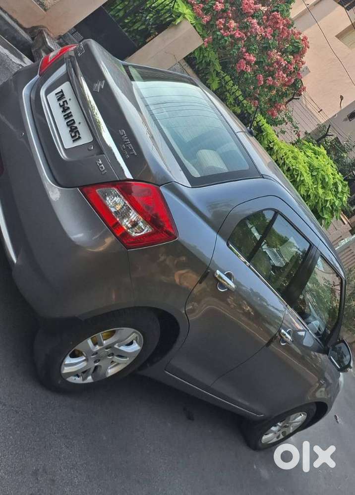 Maruti Suzuki Swift Dzire Zdi Bsiv, 2013, Diesel