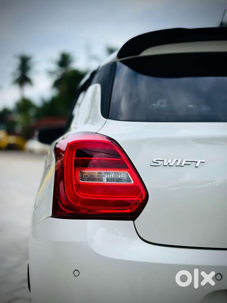 Maruti Suzuki Swift Vvt Vxi, 2022, Petrol