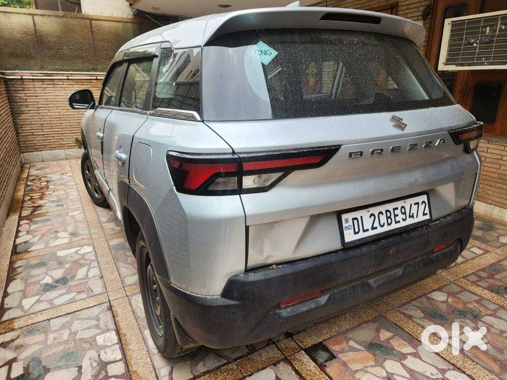 Maruti Suzuki Brezza 1.5 Lxi Cng, 2024, Cng & Hybrids