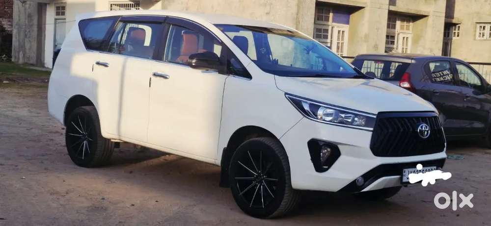 Toyota Innova Crysta 2018 Diesel 85000 Km Driven