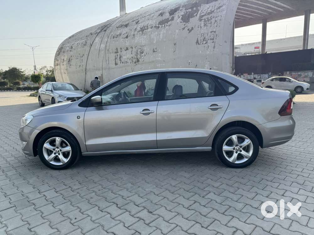 Skoda Rapid 1.5 Tdi Ambition, 2015, Diesel