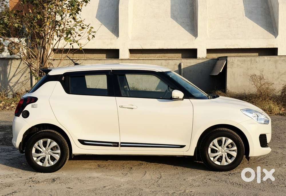 Maruti Suzuki Swift Vxi Cng, 2023, Cng & Hybrids