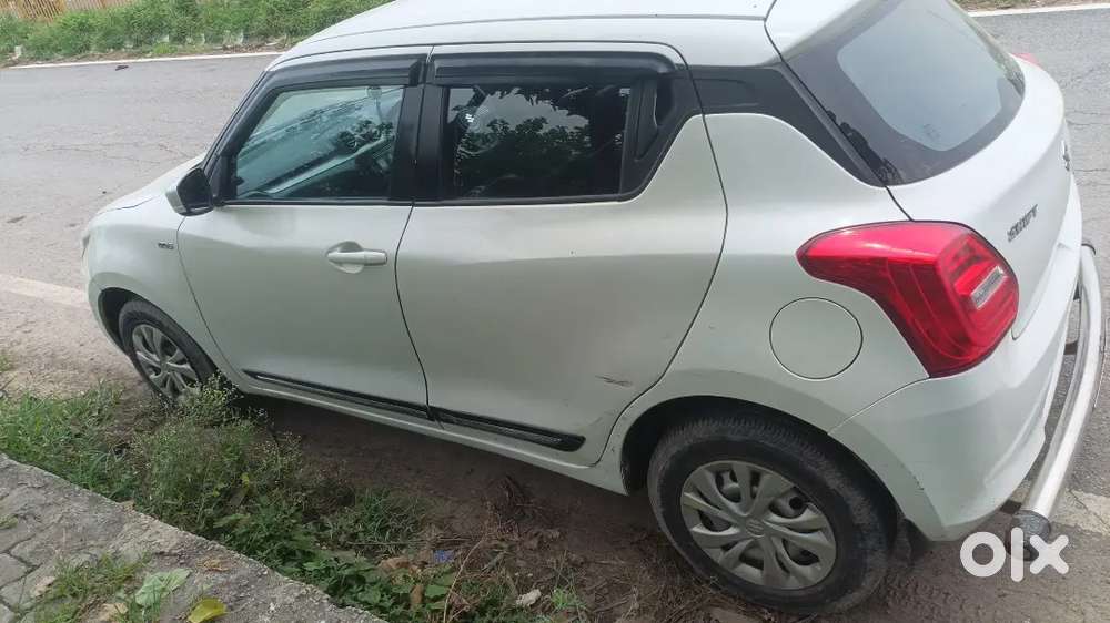 Maruti Suzuki Swift Lxi 2019