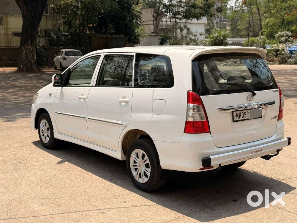 Toyota Innova [2013-2016] 2.5 G4 8 Str, 2013, Diesel