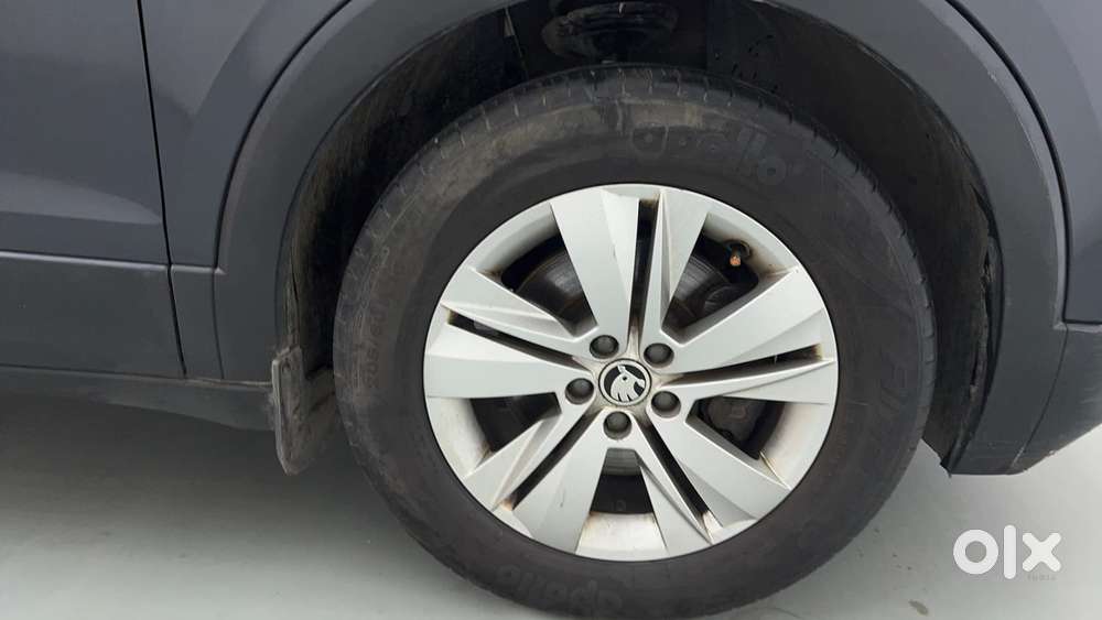 Skoda Kushaq Ambition 1.0l Tsi Mt, 2023, Petrol