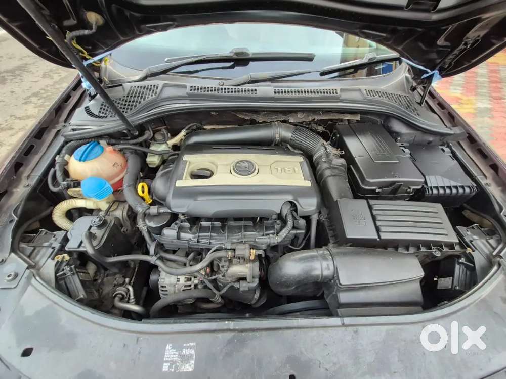 Skoda Superb Elegance 2014 Manual Petrol
