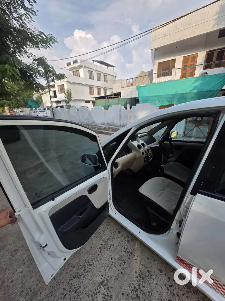 Tata Nano 2013