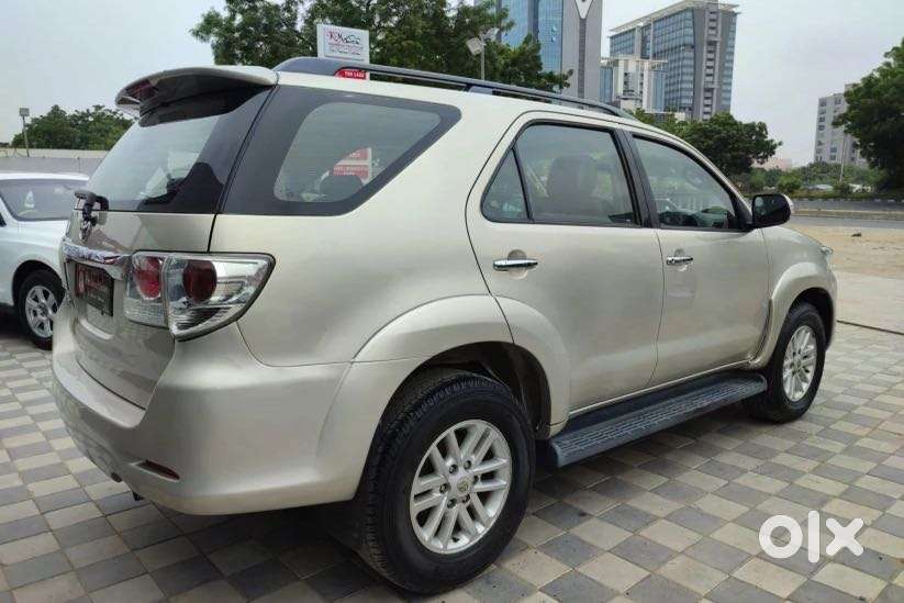 Toyota Fortuner 3.0 4x4 Manual, 2012, Diesel