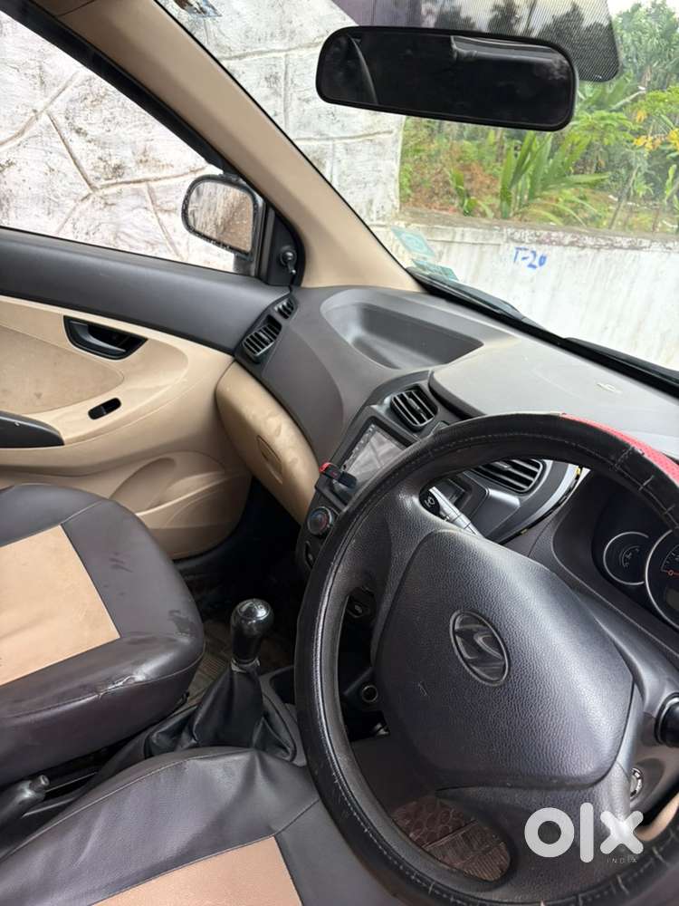 Hyundai Eon Petrol 2012 Year