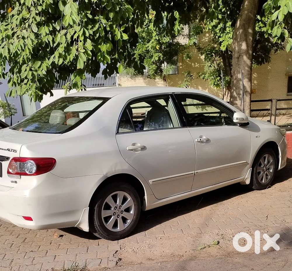 Toyota Corolla Altis