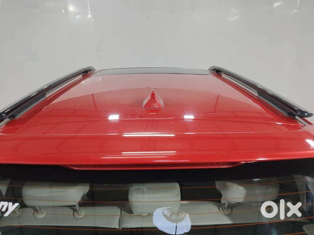 Mahindra Xuv300 W8 (o) 1.5 Diesel Amt, 2022, Diesel