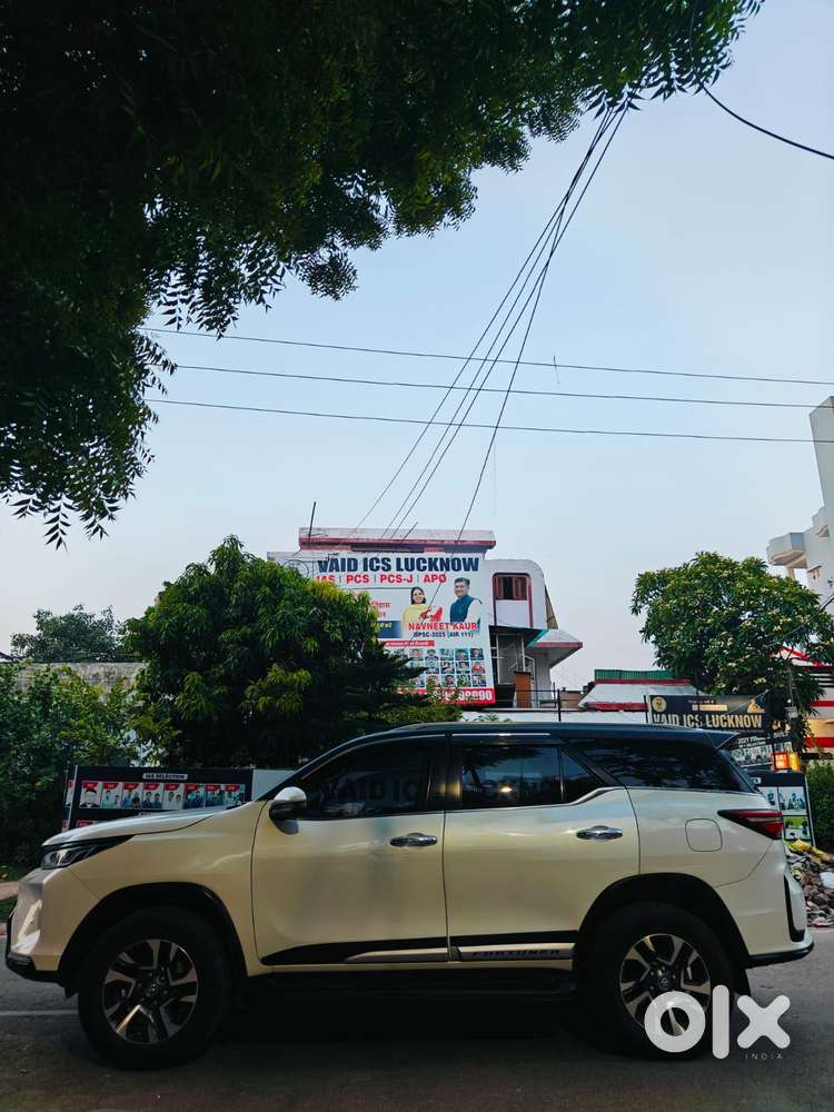Toyota Fortuner Legender 4x2 At 2.8, 2024, Diesel