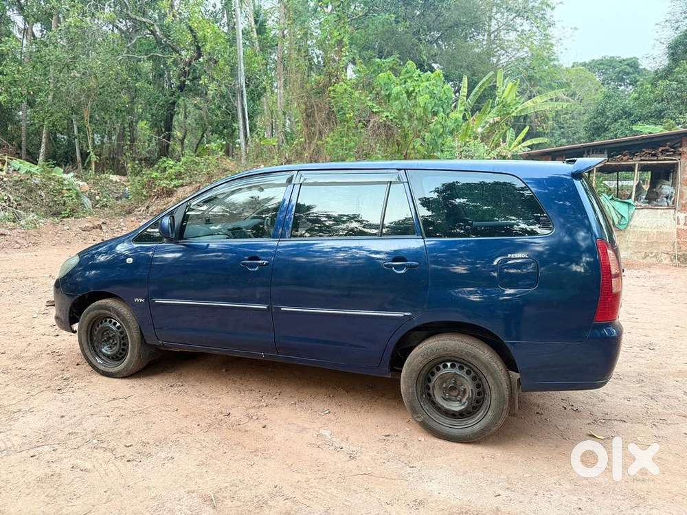 Toyota Innova 2006 Petrol 89000 Km Driven