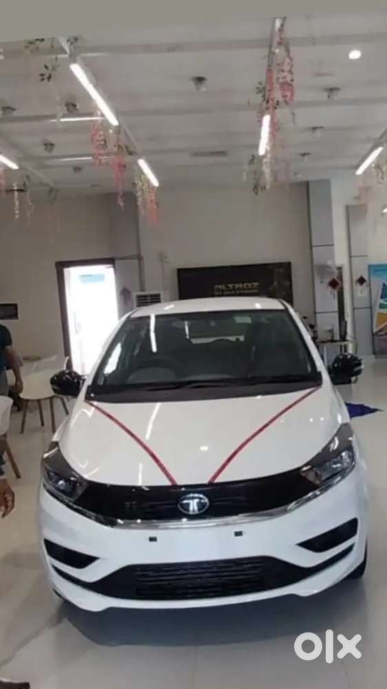 Tata Tiago 1.2 Revotron 2025