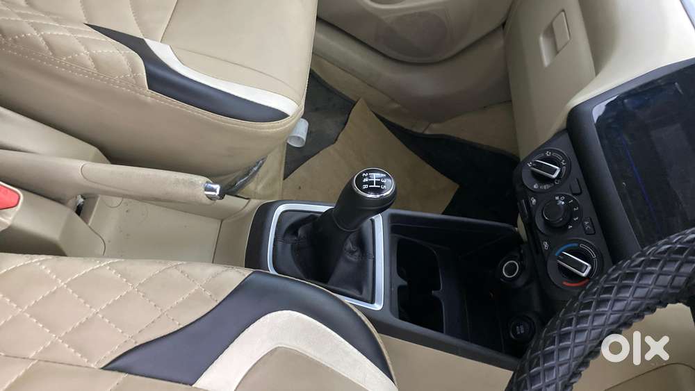Maruti Suzuki Swift Dzire 1.2 Vxi Bsiv, 2022, Petrol