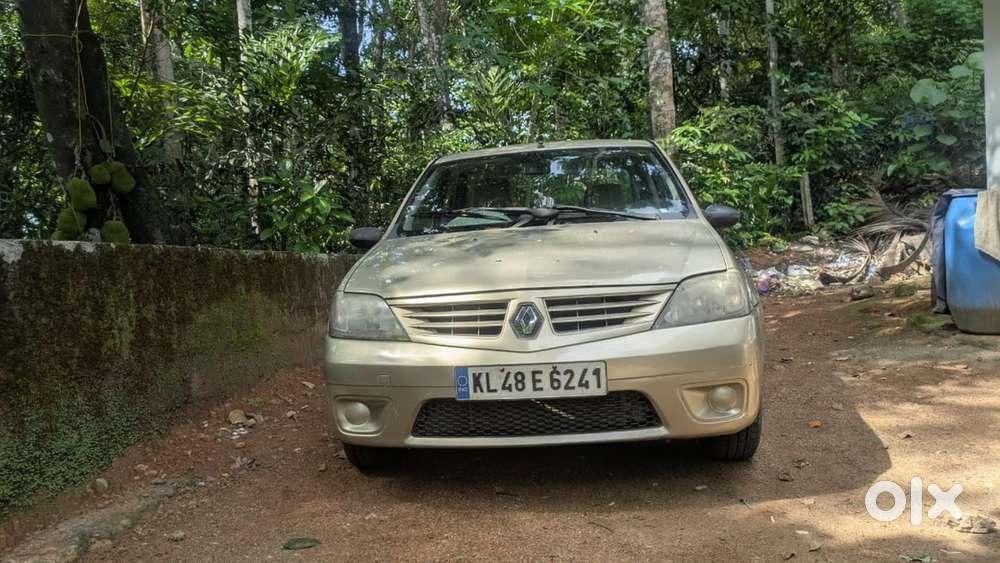 Mahindra Logan Petrol 2007