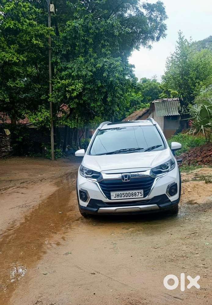 Honda Wr-v 2022  Like New Condition  24,000 Km  1st Owner