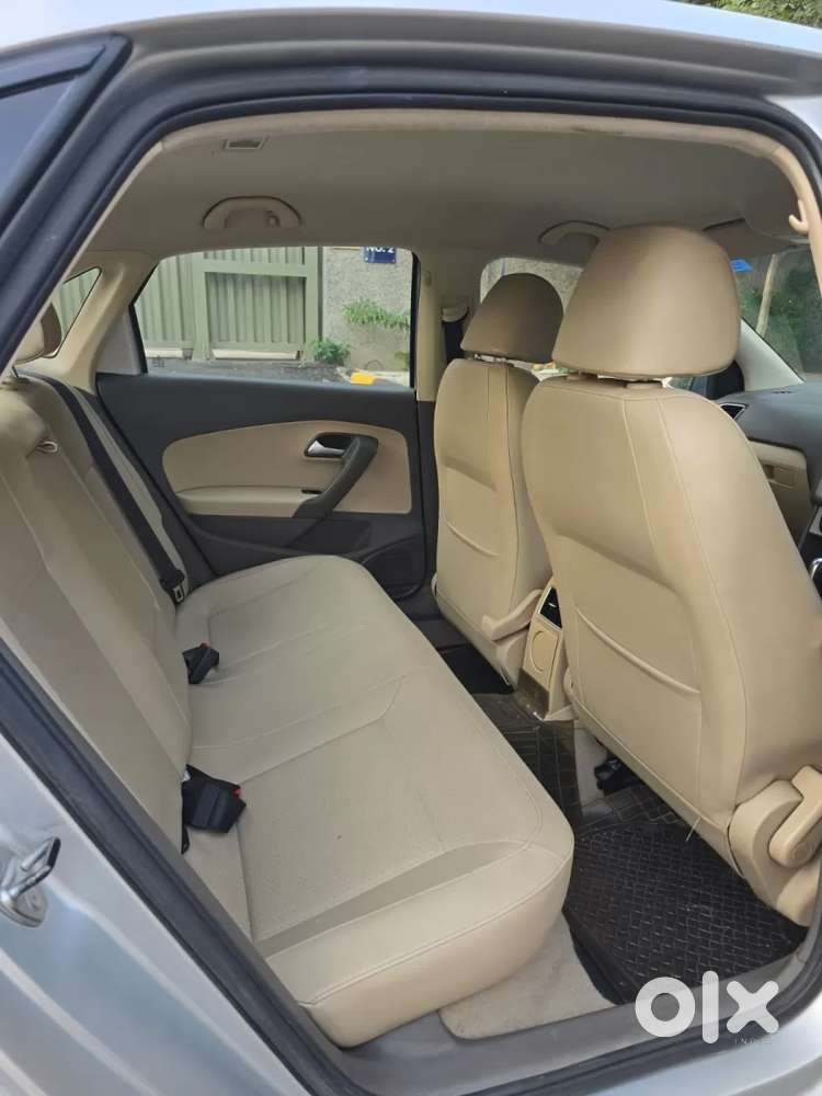 Volkswagen Vento 1.2 Highline Plus At 16 Alloy, 2016, Petrol