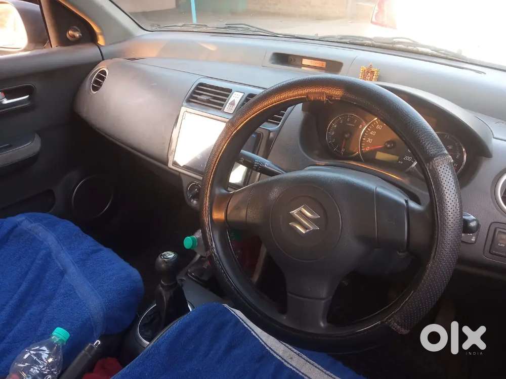 Maruti Suzuki Swift Dzire 2010